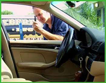 Atlantic Locksmith Store Hialeah, FL 305-307-5754 - 2-Lockout-service